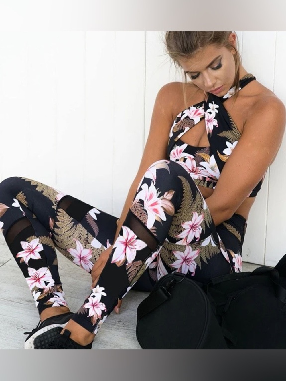 Floral Mesh Cutout 2 Piece Athletic Set - Picture 4 of 8